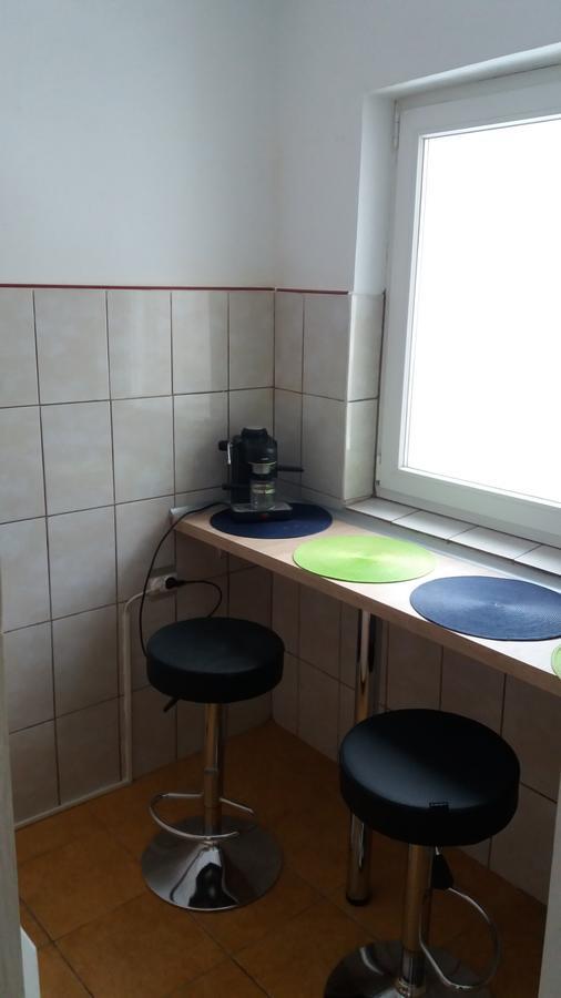 Studio Cora Apartment โอร์โชวา ภายนอก รูปภาพ