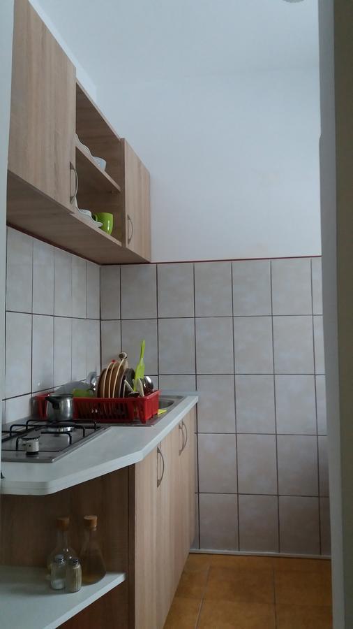 Studio Cora Apartment โอร์โชวา ภายนอก รูปภาพ